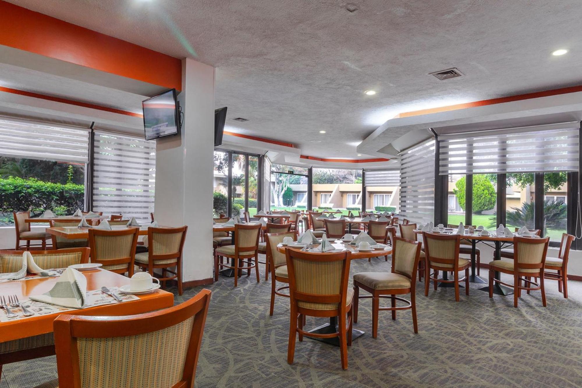 Camino Real Guadalajara Hotel Zapopan Eksteriør billede Restaurant